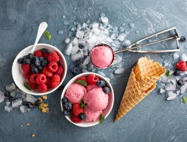 Μόνο για λάτρεις του παγωτού: Με τι να το συνδυάσεις αν θέλεις να αδυνατίσεις;